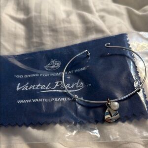Vantel Pearls Silver Bracelet with Sailboat and Pearl